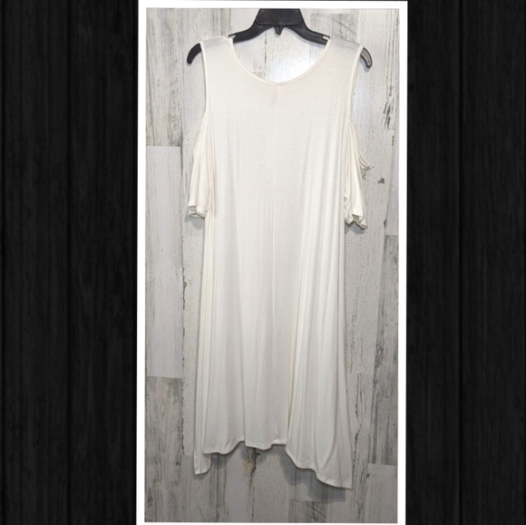 J MODE NEW White Floral Cold Shoulder Dress Swim Cover Plus 2X - Picture 3 of 11